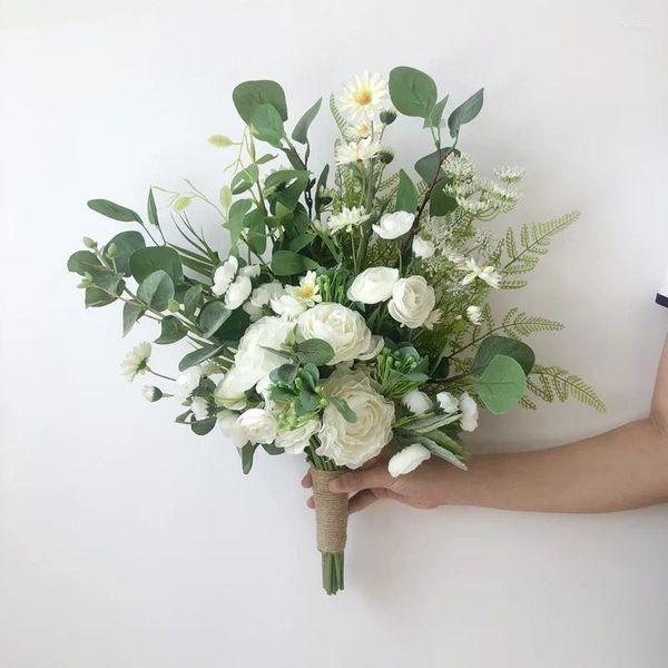 Fiori matrimonio Bouquet da sposa artificiale Bouquet di rose di seta bianca e foglie verdi per la sposa Buque De Noiva fatto a mano