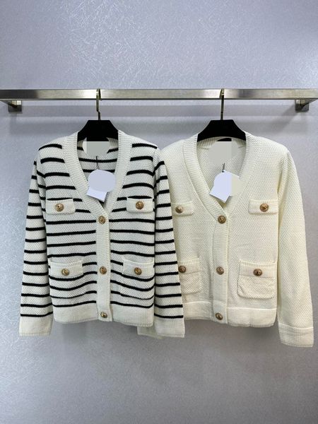 1026 2023 pista outono marca mesmo estilo manga longa branco preto com decote em v cardigan blusas femininas e703