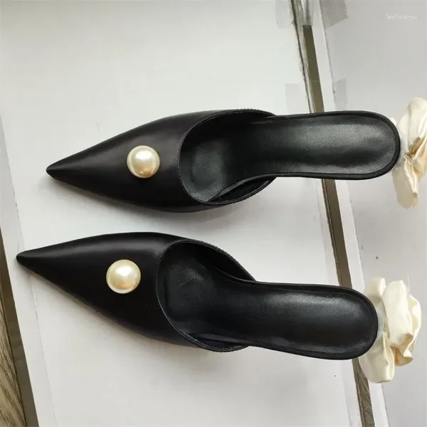 Sandálias 2023 marca apontou sapatos únicos femininos 34-45 saltos finos grande flor couro outwear chinelos banquete moda pérola