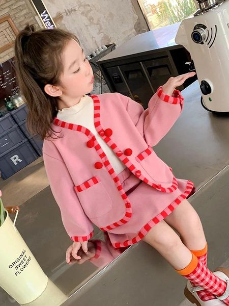 Set di abbigliamento Ragazze Outfit Tweed Autunno Bambini 2 pezzi Moda invernale Bambini Top Gonne Abito elegante Costume 1-10 anni Set progettato