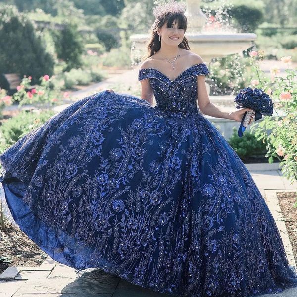 Scintillante principessa blu navy blu spalla abiti da quinceanera abiti innamorati in pizzo applique beadssweet 16 abito da ballo vestidos de 15 anos