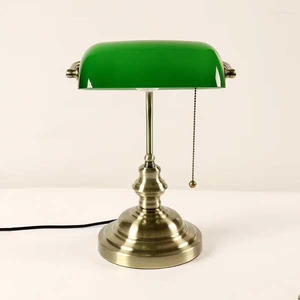 Tischlampen, klassischer Retro-Künstler, E27-Lampenschirm aus grünem Glas, Schlafzimmer, Arbeitszimmer und Familienlesung, europäischer Konferenzraum, Büro