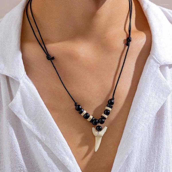 Ожерелья с подвесками KunJoe, винтажное ожерелье с белым зубом для мужчин, простые деревянные бусины, восковая нить, регулируемое колье, ювелирное изделие для серферов, подарок