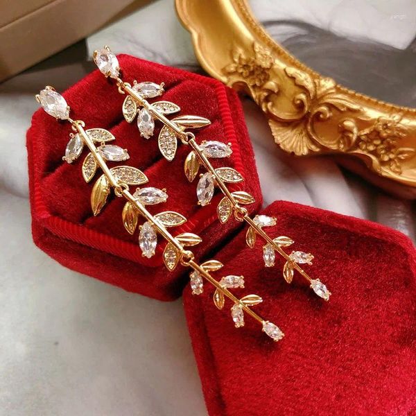 Kadınlar için Dangle Küpe S925 İğneler Moda 2023 Uzun Püskül Küpe Hasır İnce Mücevher Damağı