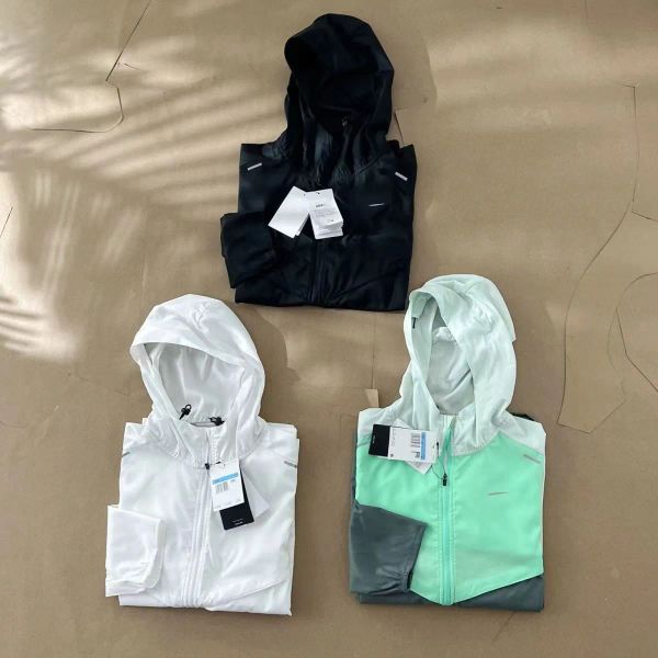 Yeni Erkek Ceketleri Rüzgar Derecesi Windrunner Erkekler Rüzgar Kesici Su Geçirmez Spor Ceketi Hoodie Trençkot Eğitim Güneş Koruyucu Giysileri İnce Yeşil Katlar Dış Giyim