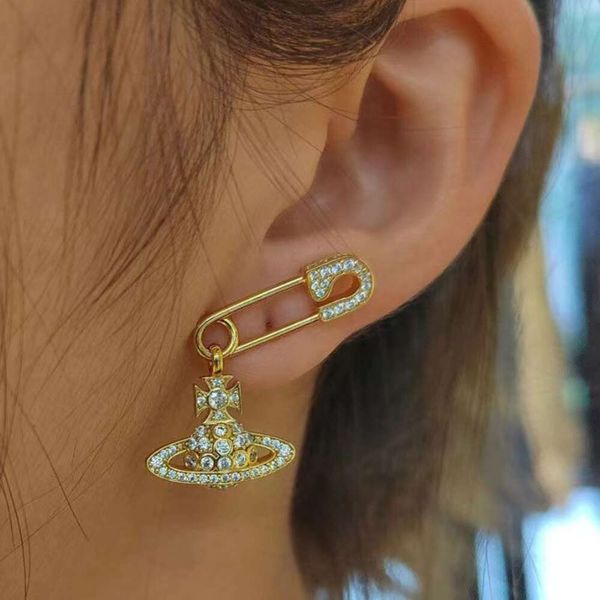 gioielli Vivian orecchini Saturno pianeta minimalista alla moda Western Empress Dowager vento scintillante tempestato di diamanti