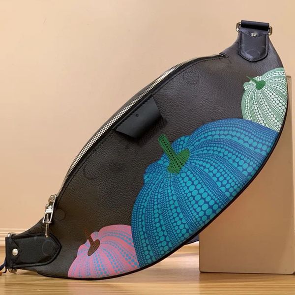 Tasarımcı Çanta Erkek ve Kadın Crossbody Bag Büyük Kapasiteli Seyahat Torbası Deri Omuz Çantası Taşınabilir Çanta Cüzdan Kart Kart Torbası Bel Çantası Torbası Messenger Çantası Bumbag