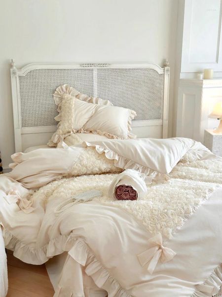 Conjuntos de cama de quatro peças de algodão tridimensional bordado flor arco decorações com folha de lótus outono inverno calor quente casa