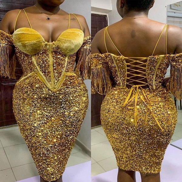 2023 Kapalı Omuz Altın Spagetti Seksi Lady Kokteyl Elbiseleri Kız Püskül Sarma Balo Yemleme Ziyafet İnce Akşam Etekler Göğüs Saçak İnci Boncuklar Parti Kıyafet