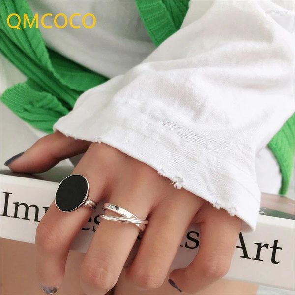 Anelli a grappolo QMCOCO Anello punk minimalista in pietra nera di colore argento per le donne Moda creativa croce geometrica fatta a mano gioielli regali per feste