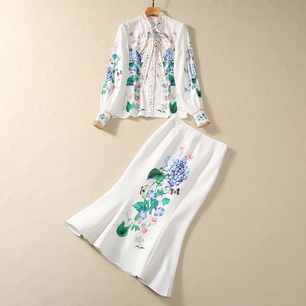 Conjunto de vestido de duas peças com estampa floral branca outono 2023, manga comprida, gola redonda, blusa única + saia sereia de cano médio, conjunto de duas peças S3O261026