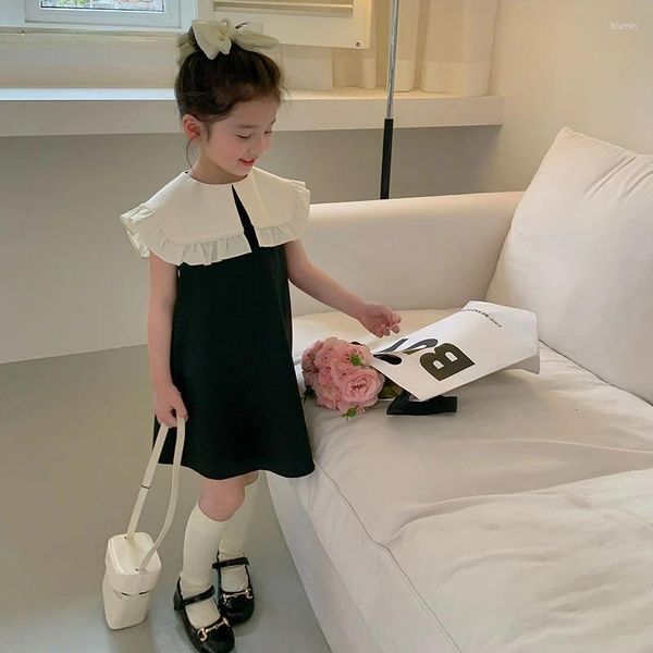 Abiti da ragazza 2023 Summer Princess Style Kids Dress Bordo arricciato Dolce carino Casual Piuttosto senza maniche Design alla moda per ragazze