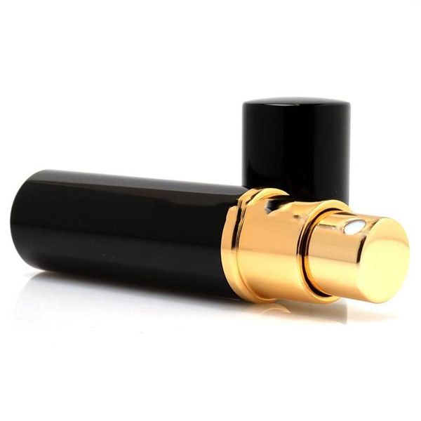 Paketleme Şişeleri Toptan Püskürtme Başına 5ml Mini Taşınabilir Doldurulabilir Atomizer Siyah Altın Renk Koku Bottle Fashion Kozmetik Conta DHVTC