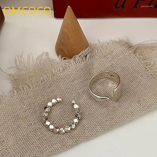 Cluster Ringe QMCOCO Einfache Silber Farbe Finger Ring Für Frauen Paare Ins Mode Kreative Geometrische Geburtstag Party Edlen Schmuck