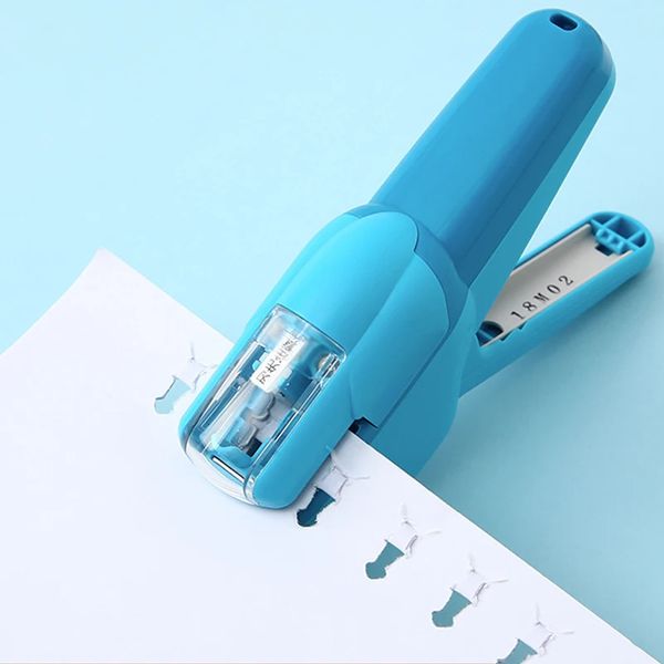 Staplers Stapless Stapler Mini Taşınabilir Plastik Zımbalandırma Güvenli Kağıt Zımbalanma Okul Ofis Bookbinding Malzemeleri 231027