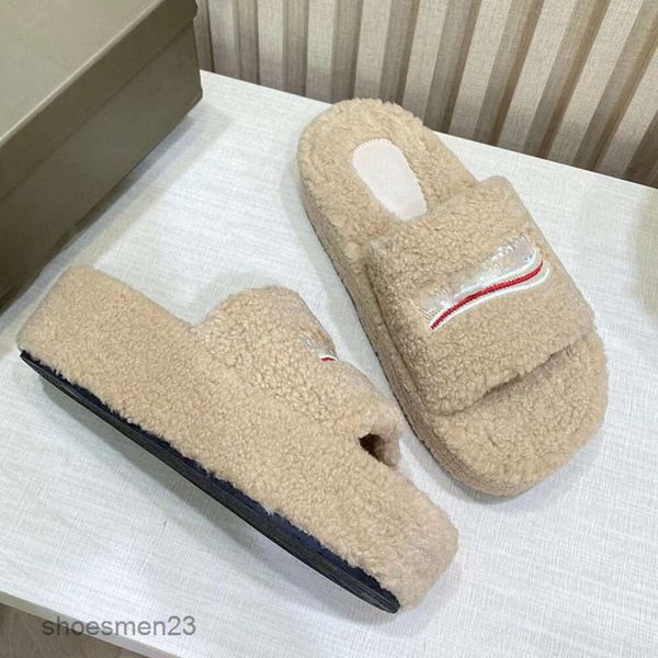 Dicke Balencaiiga neue Sandale, pelzige Sandalen, gleicher Slipper, Lammfell, Paris 2023, Lammwolle, Sohlenstil, glattes Haar, verdickt, erhöht, L072