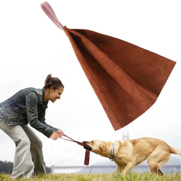 Brinquedos para cães mastiga esconder bebida de couro grosso cão rebocador brinquedo para treinamento/jogar/presente com alça filhote de cachorro mordida pano brinquedos interativos 231030