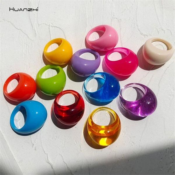 Clusterringe HUANZHI 2023 Bunte klare Harz Oval Acryl Wassertropfen Form für Frauen Mädchen Reisen Sommer Schmuck