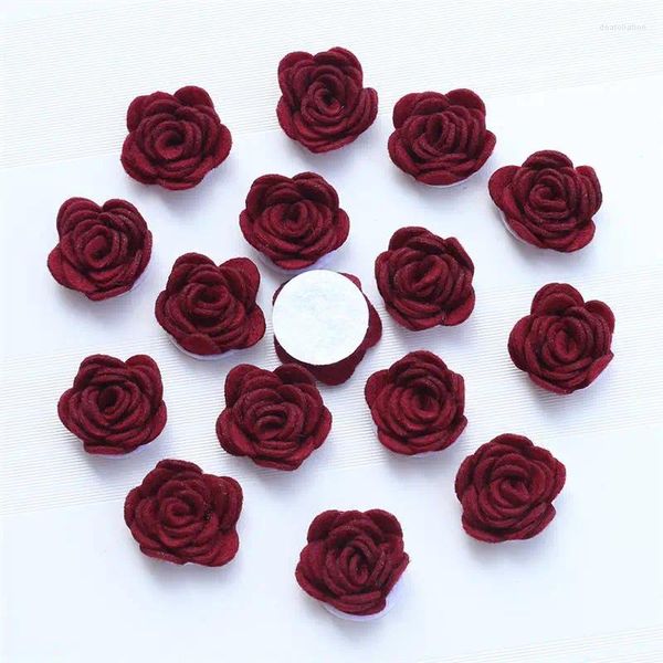 Flores decorativas 100 peças/lote borgonha moda tecido não tecido rosa flor para buquê de casamento artificial casa
