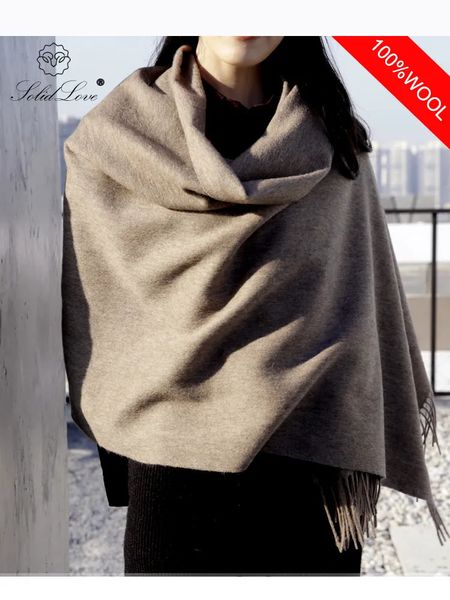 Scialli Sciarpa di lana 100% Donna Ispessimento Cashmere Cicatrici invernali Scialli Moda femminile Sciarpe di Pashmina Oversize Tenere al caldo Orditi 300g 231027