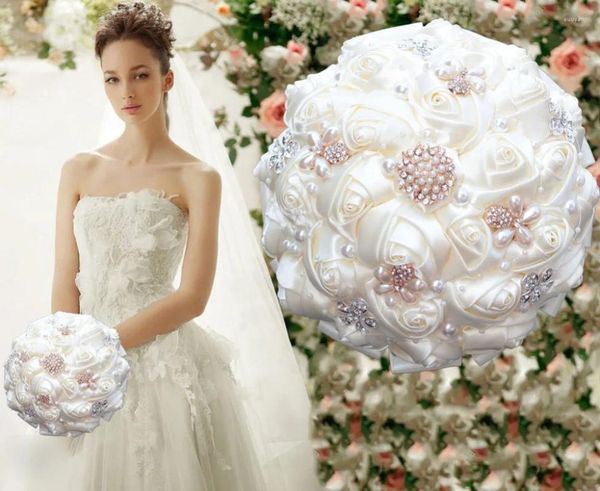 Dekorative Blumen, 18 x 25 cm, luxuriöser handgefertigter Stoff-Rosen-Brautstrauß, elegante Kristall-Strass-Brautjungfernsträuße für Hochzeitsdekorationen