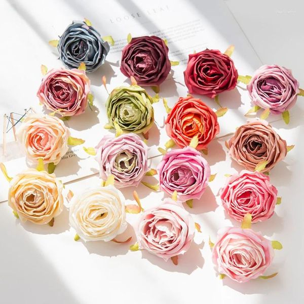 Dekorative Blumen, 50/100 Stück, künstlicher Großhandel, Heimdekoration, Hochzeit, Wand, DIY, Valentinstag, Geschenkmaterial, Weihnachtskranz, gefälschter Rosenkopf