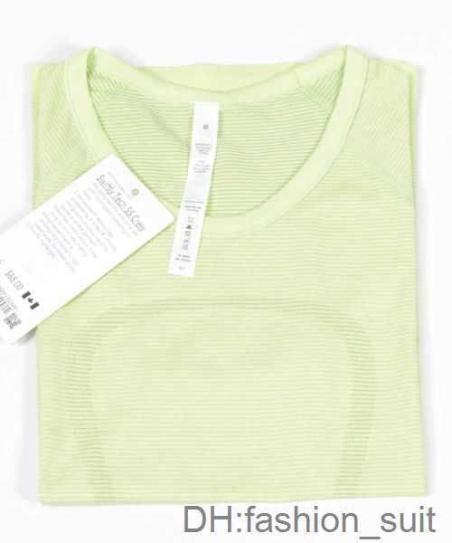 Damen-Strick-T-Shirts Lululemens Womens 2.0 Swiftly Tech Kurzarm-nahtloses Yoga-Oberteil T-Shirt Slim Fit Leichtes, schnell trocknendes Sportshirt Feuchtigkeitstransportierendes Strick-Fitness Atmungsaktiv 9 OKEM