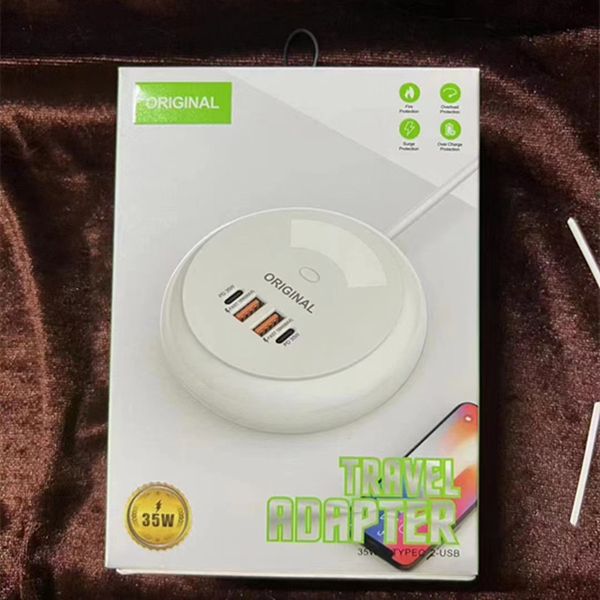 Stazione di ricarica USB C per luce notturna 15W 4 porte Presa di ricarica USB per più dispositivi con cavo di alimentazione da 1 M Spina USA UE