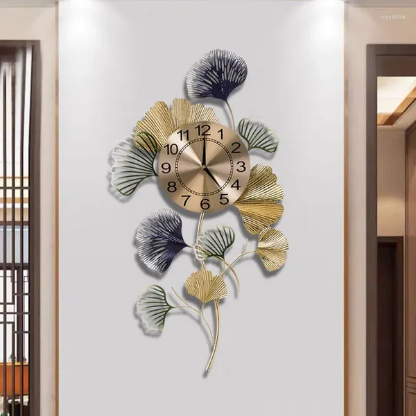 Relógios de parede Chinês Relógio Criativo Ginkgo Biloba Sala de estar Estilo Moderno Luz Luxo Arte Relógios 3D Decoração de Metal