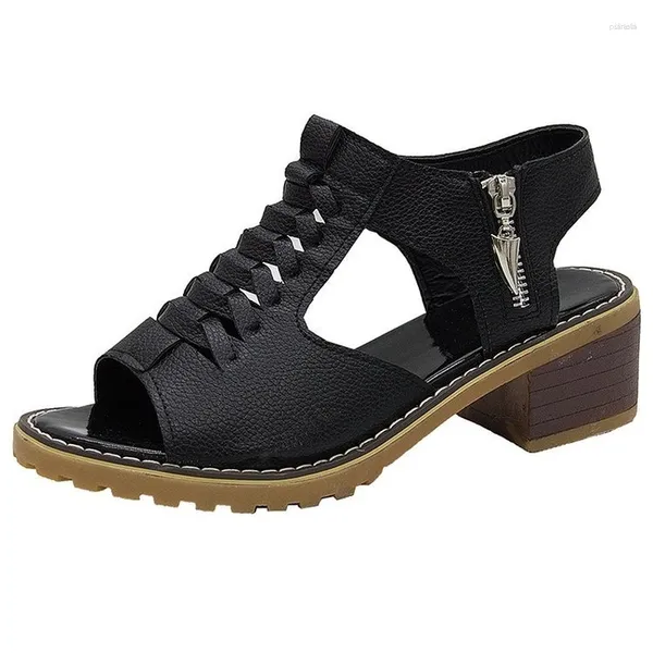 Sandálias 2023 Mulheres Salto Quadrado Peep Toe Hollow Out Chunky Gladiador Com Strap Whie Bege Preto Primavera Verão Sapatos