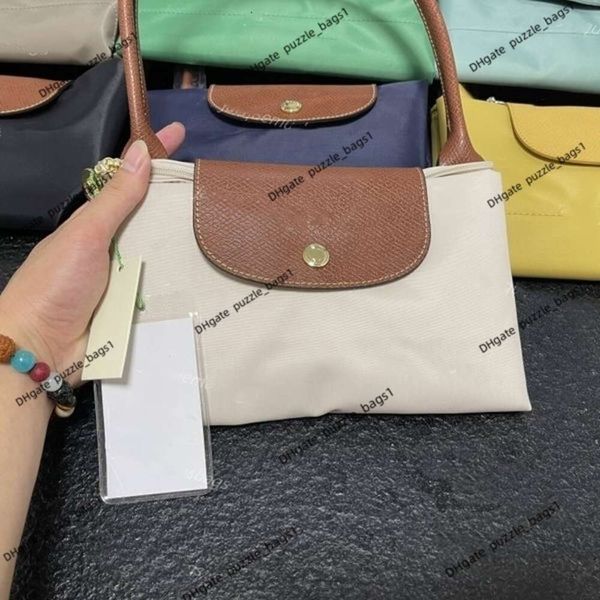 Bolsa de compras de luxo 70º aniversário bordado bolsa de ombro bordada nylon clássico clássico de grande capacidade para mulheres saco de praia