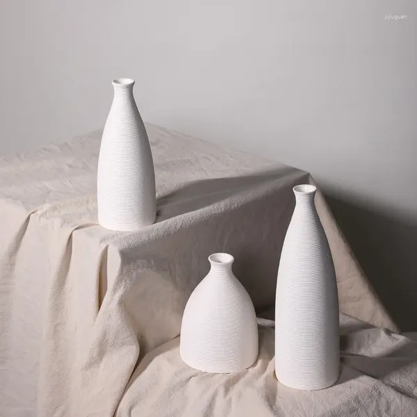 Вазы Белые керамические украшения для дома Ins Корейская простая ваза в современном стиле для гостиной Высокий уровень внешнего вида Цветочная композиция