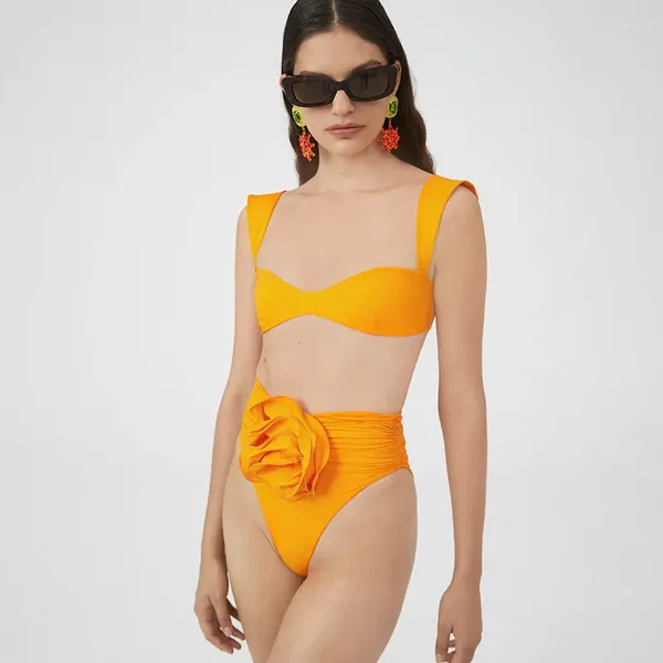 Damen-Bademode für Frauen 2023 Badeanzug-Bikini mit Strand-Outlet-Set Rosen dreiteiliger Blumen-Lenden-Sexy-Badeanzug-Druck