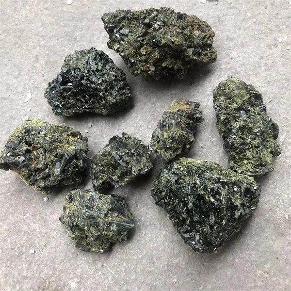 Sacchetti per gioielli Pietra originale naturale Epidoto Tormalina verde Campioni minerali Ornamenti Commercio all'ingrosso di energia