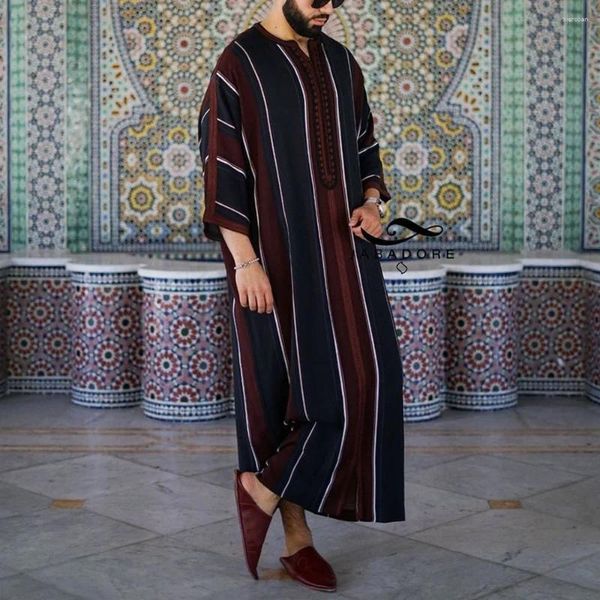 Roupas étnicas 2023 Abaya Dubai Luxo Preto Verão Fino Linho Listrado Algodão Juventude Marroquino Caftan Solto Muçulmano Homens Robe Camisa