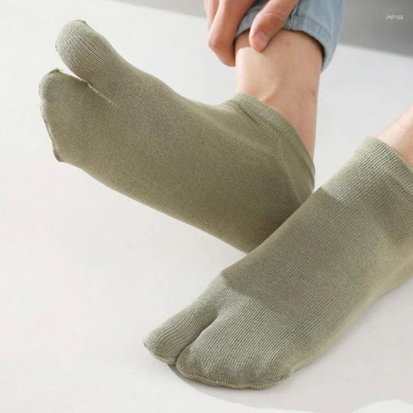 Herrensocken im japanischen Stil, Baumwolle, zwei Finger, für Männer, gekämmte Zehen, rutschfest, unsichtbar, atmungsaktiv, solide, niedrige Röhren-Clogs