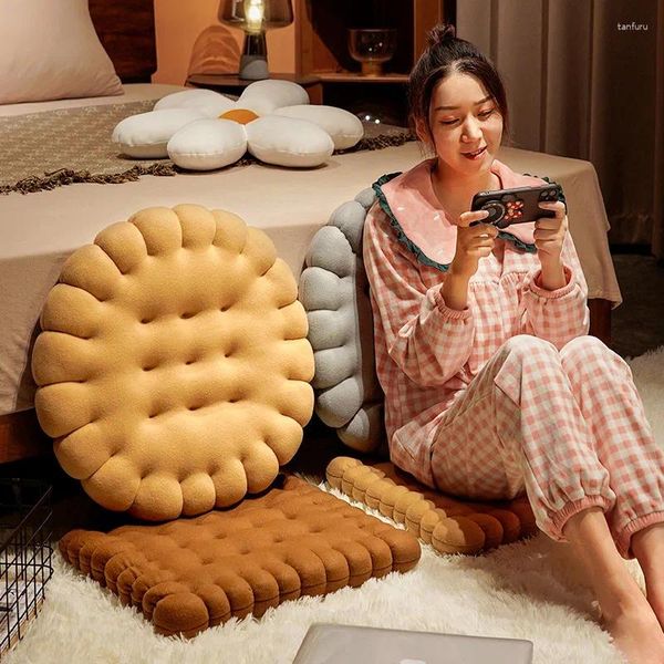 Travesseiro de pelúcia macio cadeira criativa almofada de assento de carro decorativo biscoito tatami volta sofá forma de biscoito tapete de chão