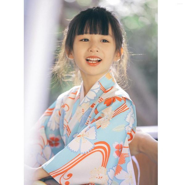 Ropa étnica Flor de cerezo Japonés Kimono para niños Albornoz Vestido de niña Rendimiento Estilo chino