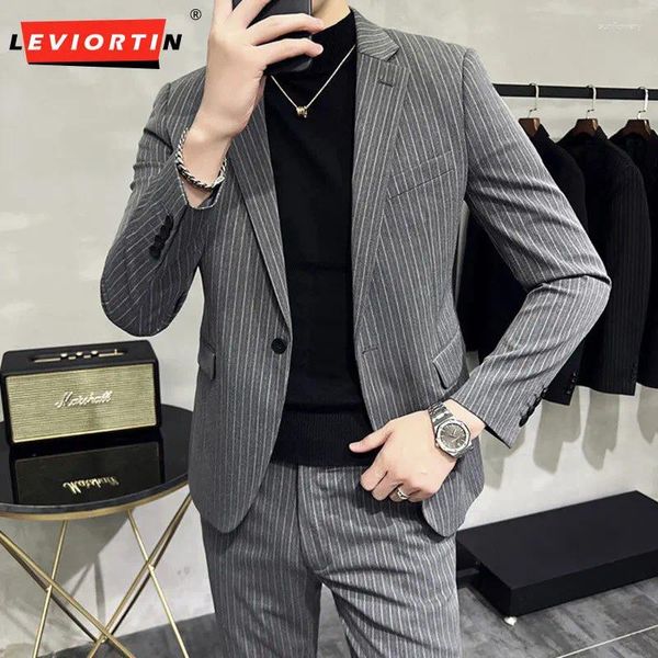 Abiti da uomo (pantaloni blazer) 2023 Primavera e autunno Business scozzese coreano a righe solide abito formale a due pezzi stile britannico