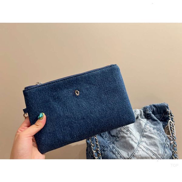 Tasarımcı CC Bag 22 Mavi Denim Grand Alışveriş Çantaları Tote Seyahat Kadın Sling Vücut Gümüş Zincirle En Pahalı Çantalar Gabrielle Quil
