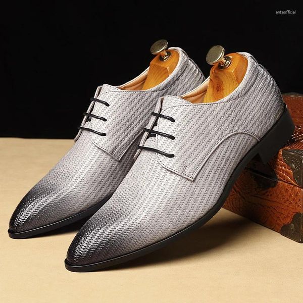 Kleidschuhe Luxus Designer Herren Spitze Webmuster Leder Oxfords Gentleman Hochzeit Prom Homecoming Party Schuhe