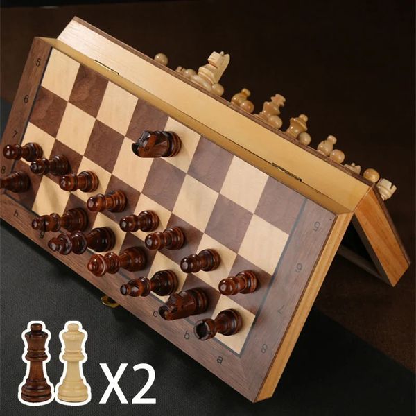 Schachspiele, 4 Königinnen, luxuriöses magnetisches Schachspiel, Holzschachspiel, 34 Schachfiguren, faltbares, aus Holz eingebettetes Schachbrett, Familientisch, Brettspiel, 231031
