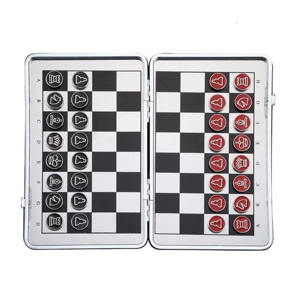 Schachspiele, Reisen, internationales Schachspiel, Taschen-Mini-Magnetfigur, PU-Leder, faltbares Schachbrett, Aluminiumlegierung, Chessman-Brettspiel, 231031