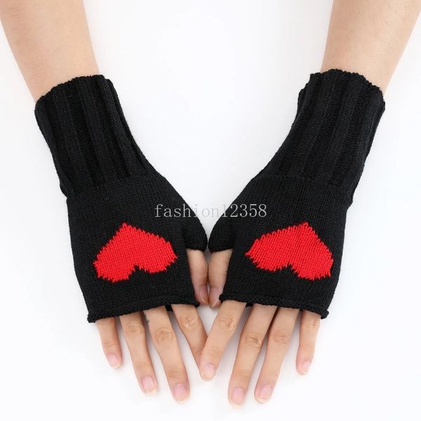 Bühnenkleidung Gesticktes Herz Halbfinger-Handschuh Winterwolle Gestrickter Armwärmer Y2k Japanische Häkel-Strick-Fäustlinge Druck Fingerlose Fäustlinge