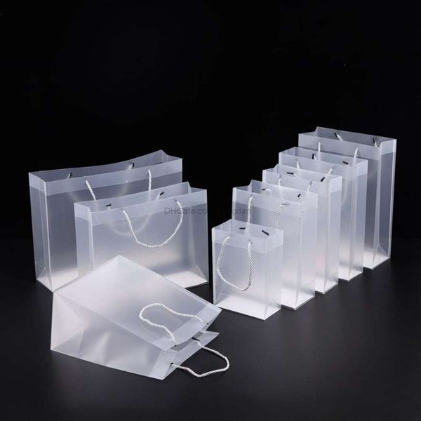 Sacos de presente de plástico em PVC fosco de 8 tamanhos com alças Saco de PVC transparente à prova d'água Bolsa transparente para lembrancinhas de festa personalizada