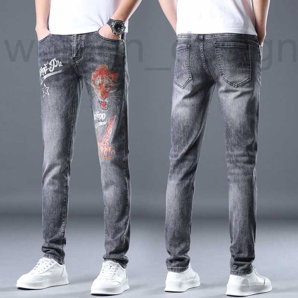 мужские джинсы Мужские джинсы дизайнерские роскошные молодежные ржавые цветы горячая дрель светоотражающие эластичные тонкие мужские летние брюки с отверстием для ног BD6T