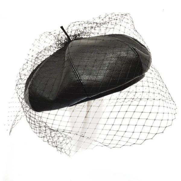 Berretti Affascinante cappello nero Berretto francese in pelle chic con velo in rete Mostra berretto da donna a doppio strato Berretto 231030