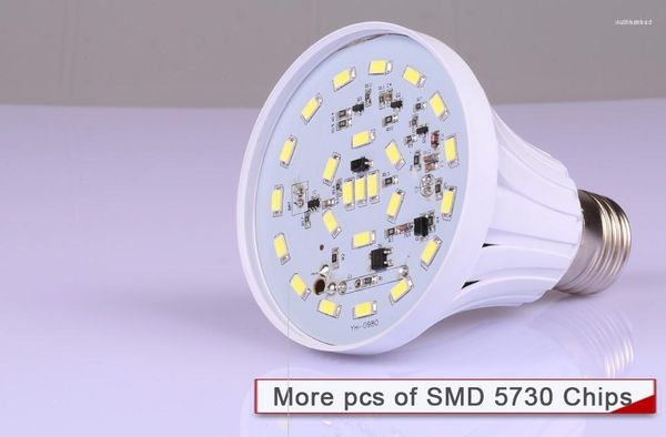 12W LED Lâmpada de emergência inteligente Bateria recarregável Lâmpada de iluminação Bombillas externas