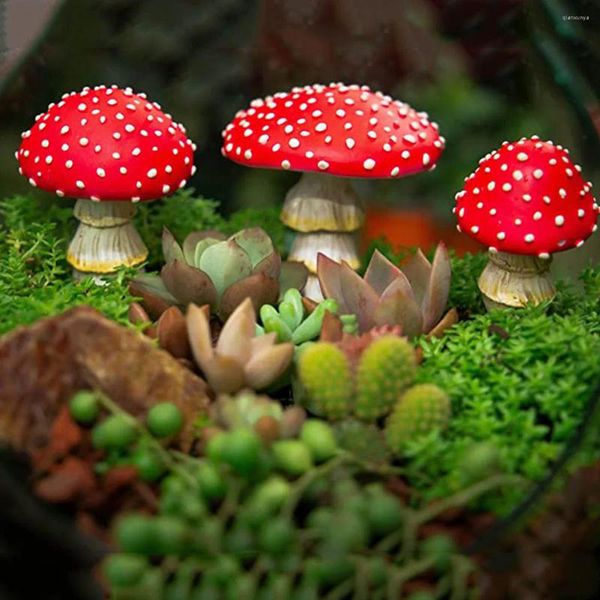 Decorações de jardim 1 pcs vermelho brilhante minúsculos cogumelos mini estatuetas miniatura cogumelo estátua decoração para no ornamento escuro