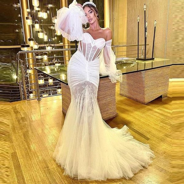 Foto reali Abito da sposa a sirena in pizzo squisito Abito da sposa per le donne Abiti a sbuffo in tulle con strascico e maniche a sbuffo